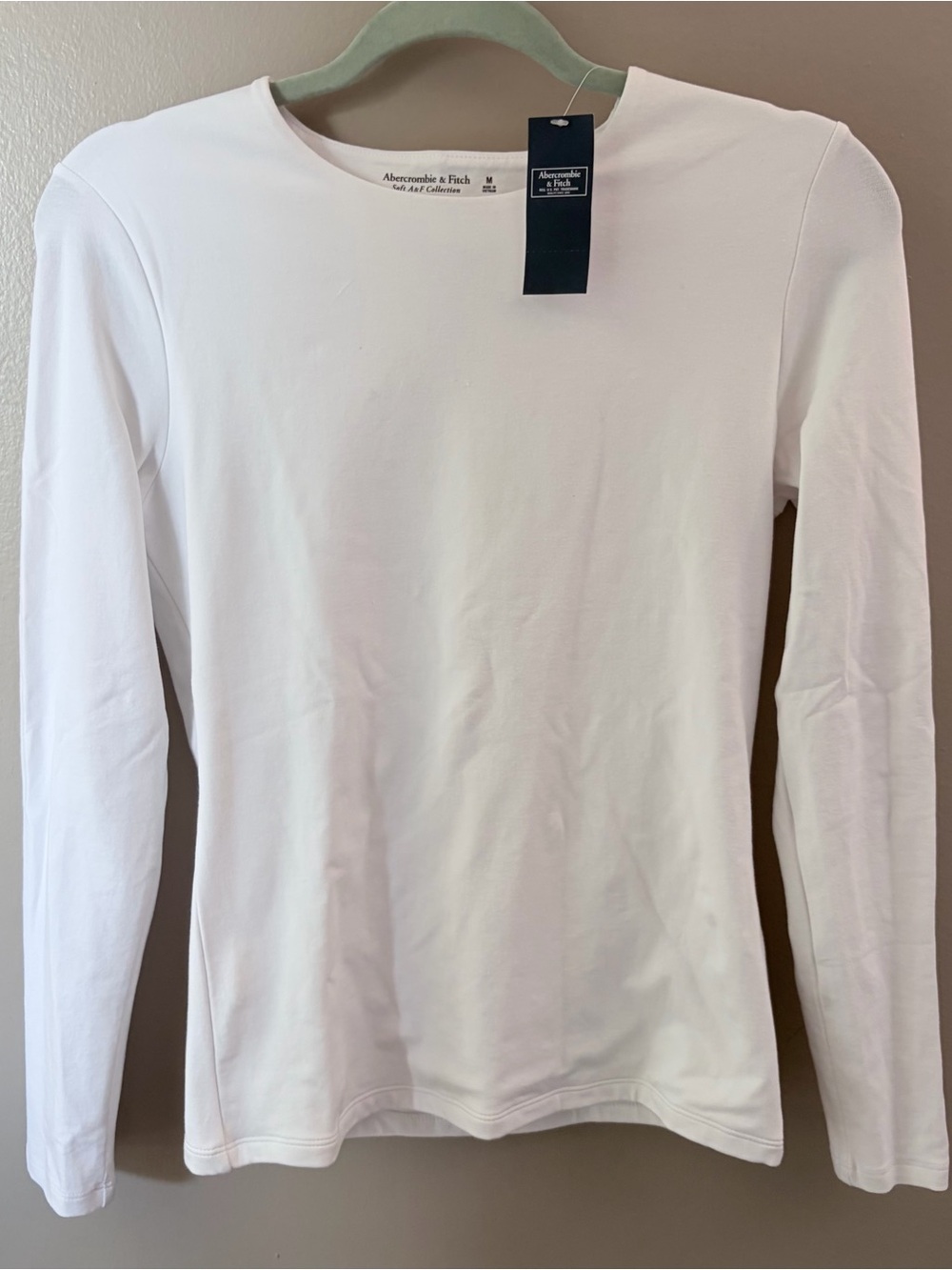 NWT Abercrombie & Fitch Soft A&F Collection White Long Sleeve Top Medium